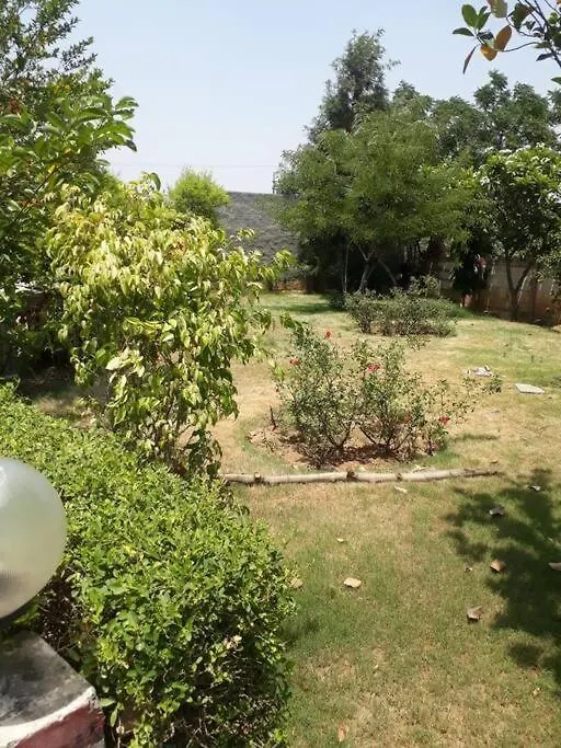 Vila Achal Farm जंगल में मंगल Gurgáon Indie